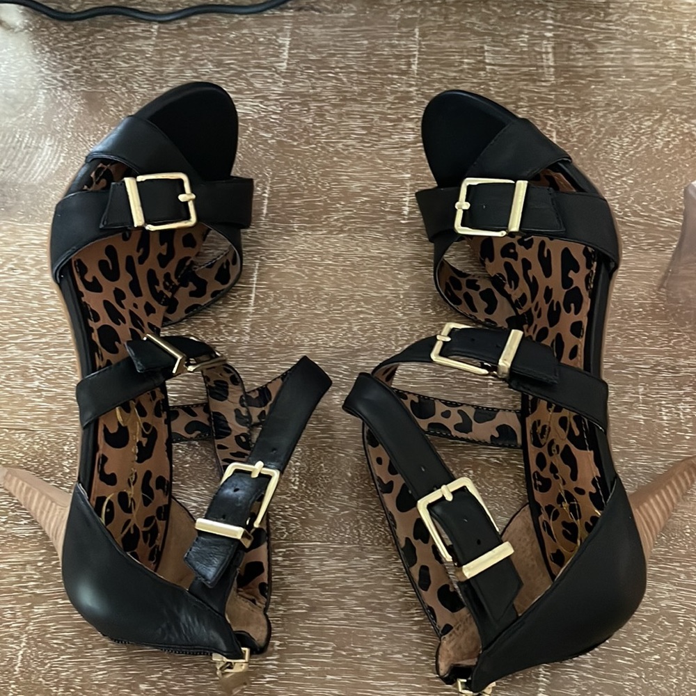 Jessica Simpson heels - Picture 4 of 8